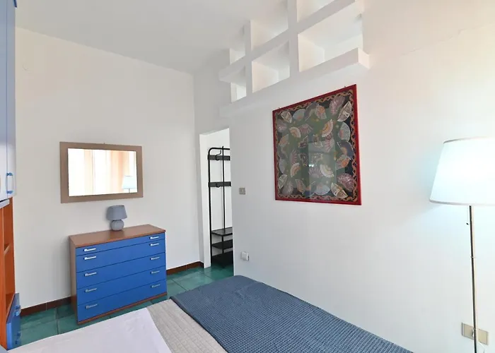 アパート Izzhome Terrace カリアリ