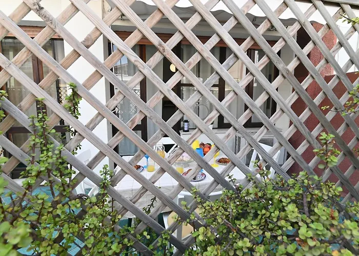 アパート Izzhome Terrace