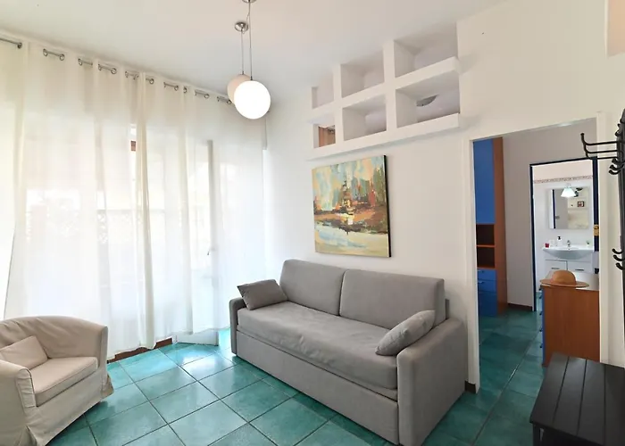 Izzhome Terrace カリアリ